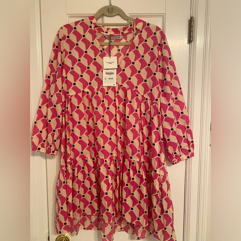 Zara pink geometric long sleeve dress. Size small. New with tags.